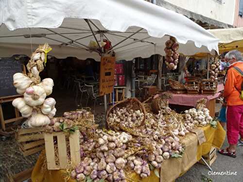 Séjour en Ariège - Marché de Mirepoix et Restaurant Le Grain de Sel