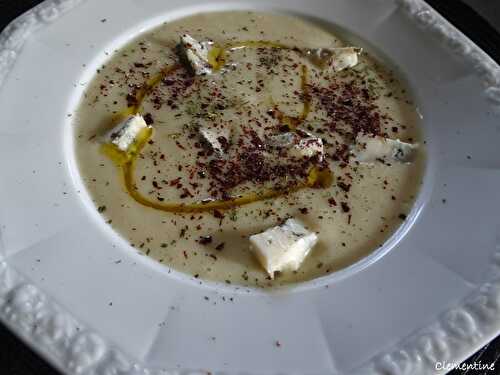 Velouté de topinambours, gorgonzola et chocolat