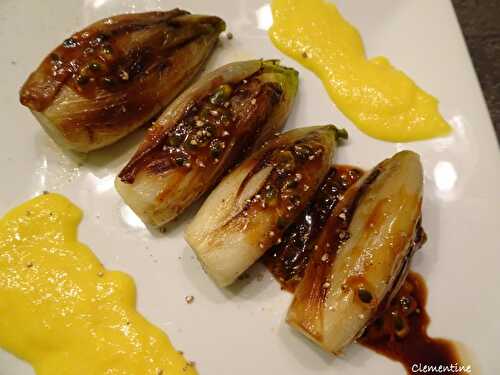 Endives braisées à l'orange accompagnées d'une sauce aux fruits exotiques