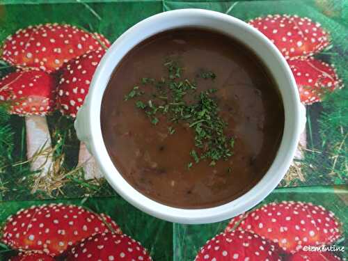 Soupe aux champignons