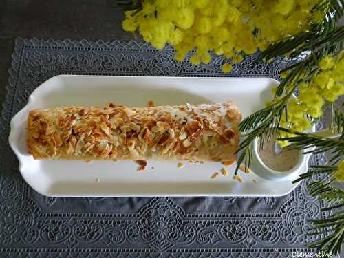 Strudel à la courge et à la choucroute avec sauce moutarde  