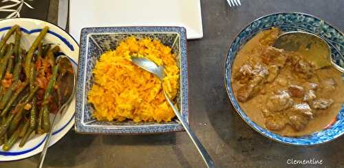 Rendang au boemboe, riz au curcuma et haricots verts épicés - La cuisine indonésienne