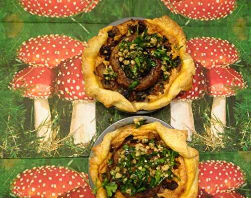 Tartelettes aux portobellos et pignons de pins de Yotam Ottolenghi