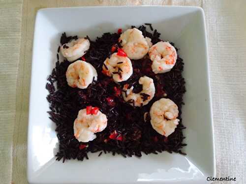 Salade de riz noir aux crevettes et sauce vietnamienne de Nigella Lawson