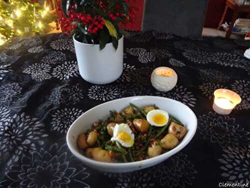 Pommes de terre grenaille, haricots verts, crevettes et œuf