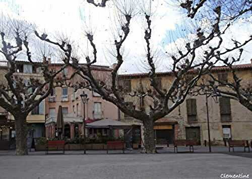 Prades L'Eglise Saint Pierre et l'Atelier de Grenat