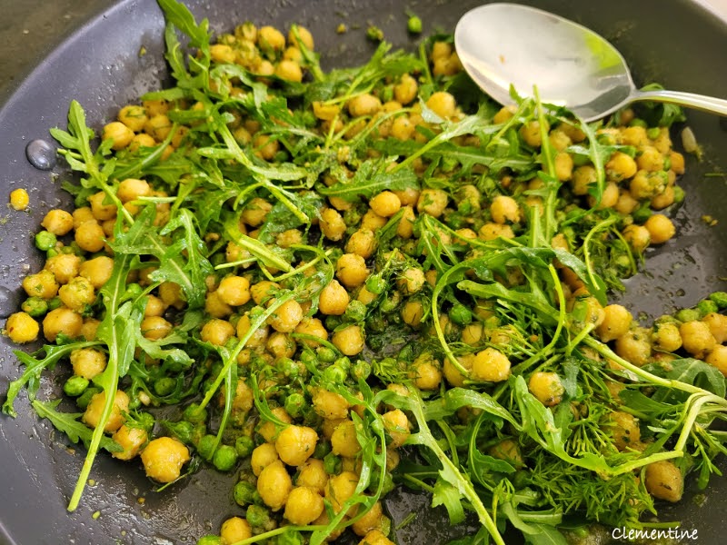 Pois chiches à la roquette et pesto d'ail des ours