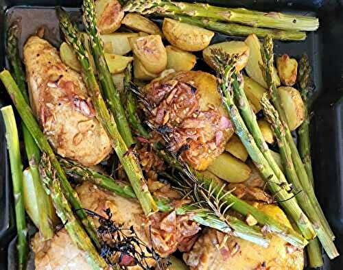 Poulet au miel et citron, pommes de terre Noirmoutier et asperges rôtiees