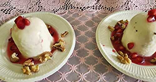 Panna cotta au fromage, et graines de grenade 