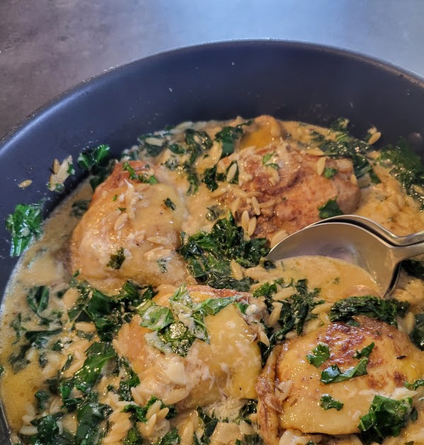 Orzo crémeux au poulet Cajun