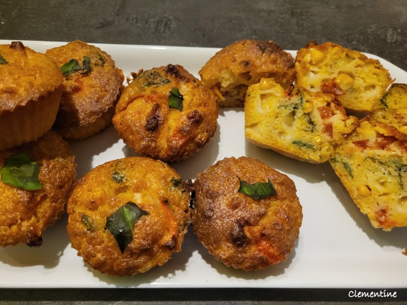 Muffins corn bread à la tomme de brebis, maïs et tomates cerises