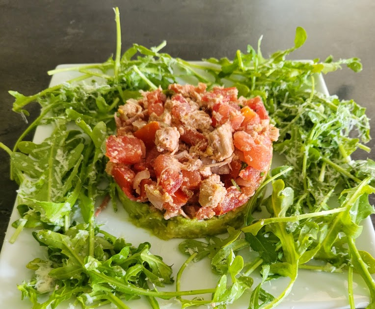 Tartare tomates, thon, avocat