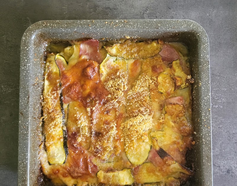 Gratin de courgettes, jambon et scamorza fumée