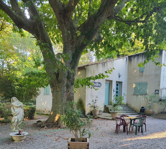 2 jours en Provence - "Domaine de Petite" à Grans et les Baux de Provence