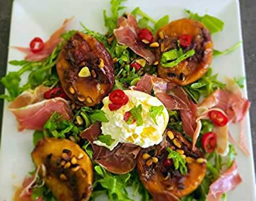 Salade de pêches grillées burrata et jambon cru