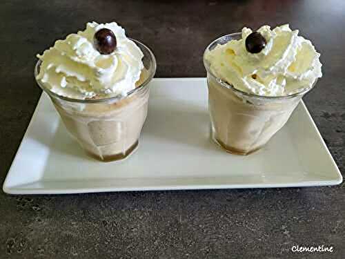 Mousse de yaourt au café