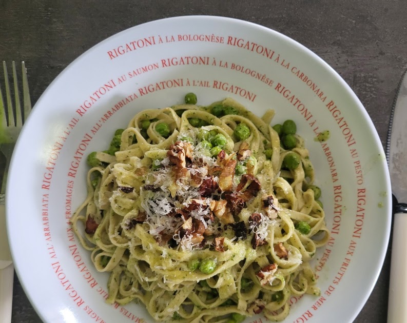 Pâtes burrata, pesto & petits pois