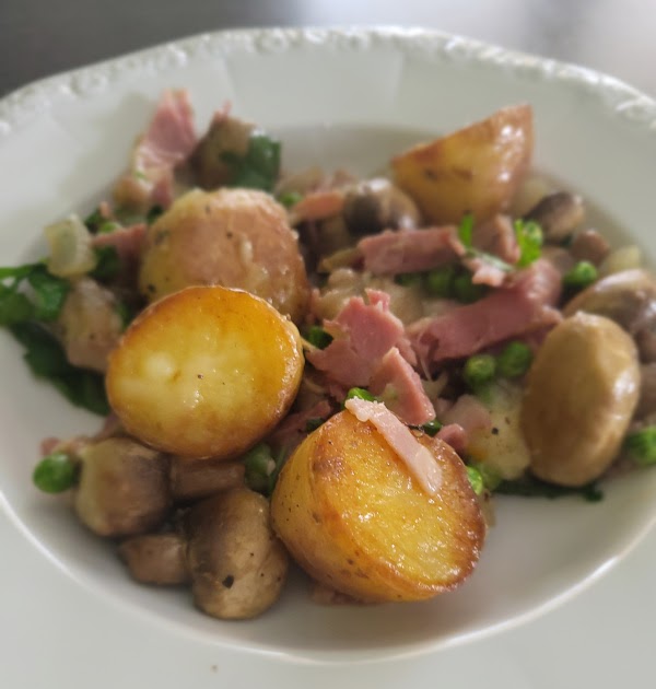  Pommes de terre, jambon et champignons