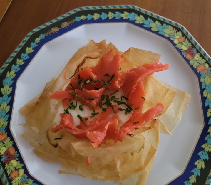 Tartelette salée au filo, saumon, œuf et ricotta