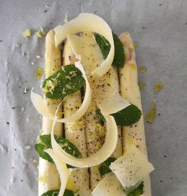 Asperges en papillote