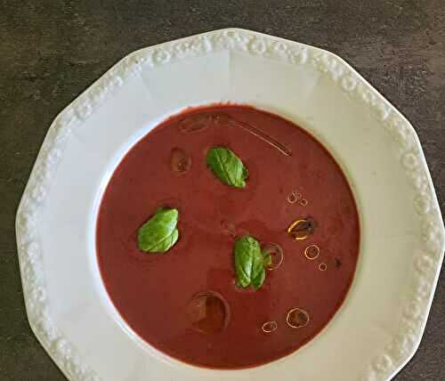 Gazpacho aux cerises