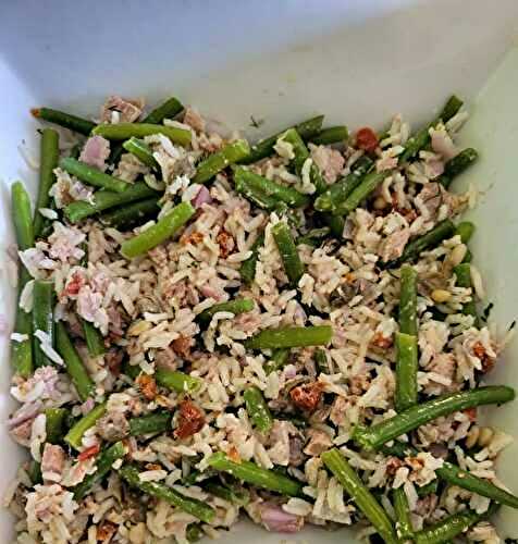 Salade de riz au thon et aneth
