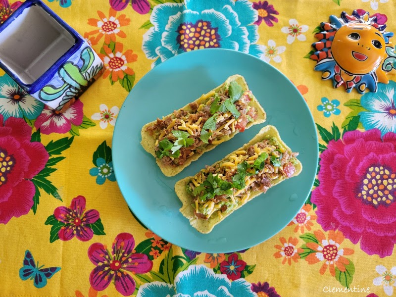 Tacos à la viande, avocat et coriandre