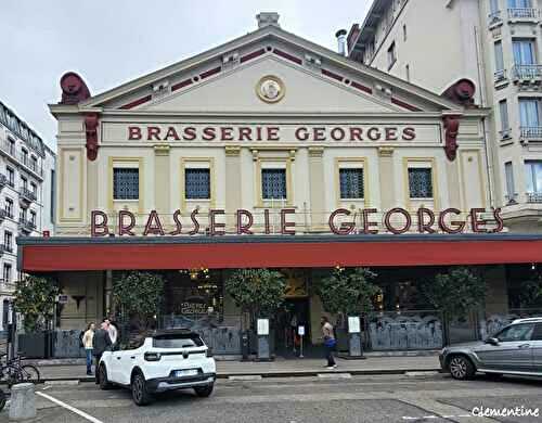 Balade à Lyon - Brasserie Georges et le Mur des Canuts