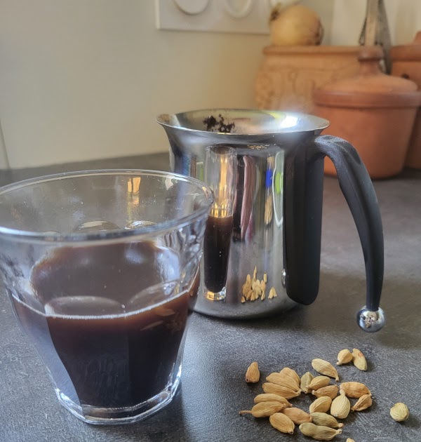 Café à la cardamome