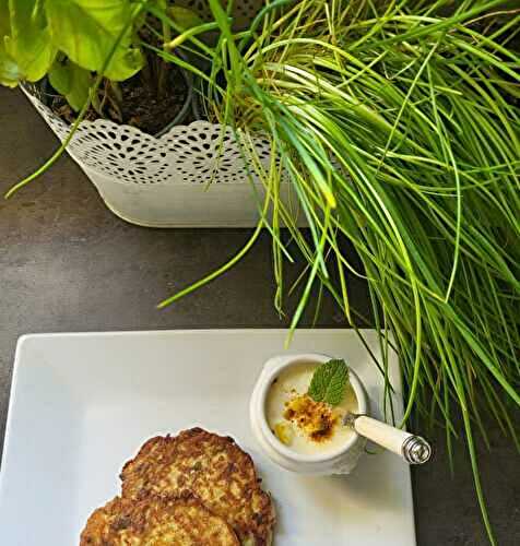 Galettes de courgettes et yaourt au citron