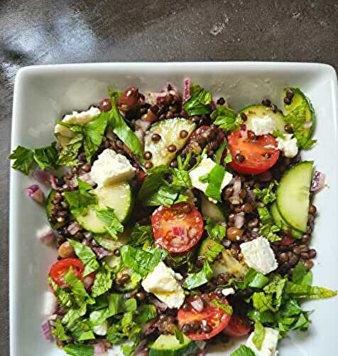 Salade méditerranéenne aux lentilles