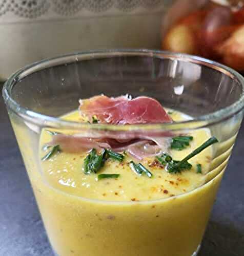 Soupe froide de melon et ciboulette