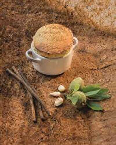 Soufflé réglisse et amandes fraîches