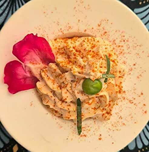 Mousse mascarpone aux fleurs comestible