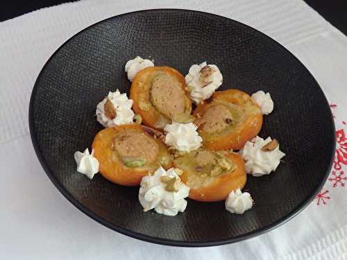 Abricots farcis au four