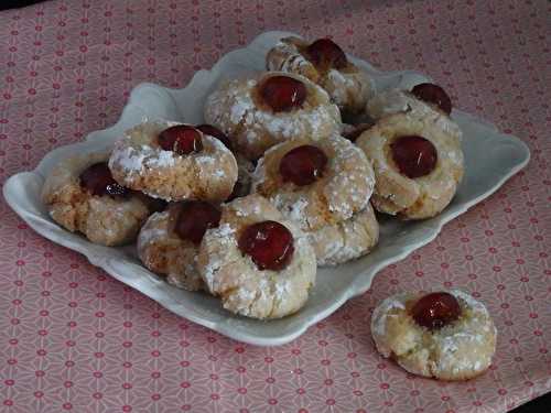 Amaretti aux cerises confites