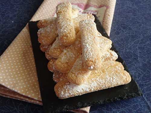 Biscuits à la cuillère maison (recette C A P pâtissier)