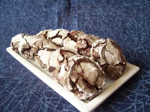 Biscuits craquelés au chocolat et fudge