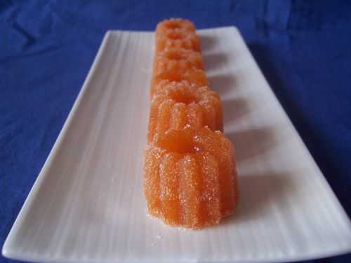 Cannelés en pâte de fruits aux abricots