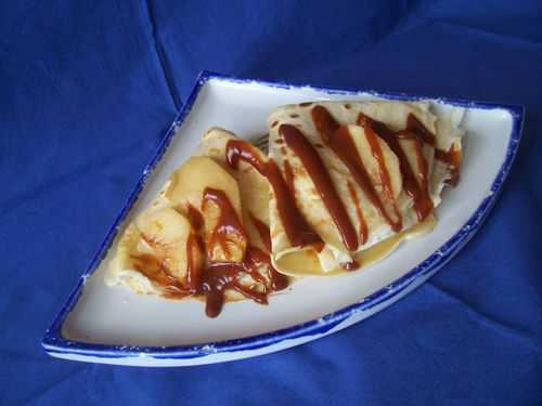 Crêpes aux pommes et caramel au beurre salé