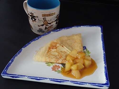 Crêpes sauce aux poires au caramel au beurre salé