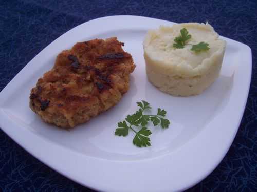 Escalopes de veau viennoises, écrasée de pommes de terre et panais