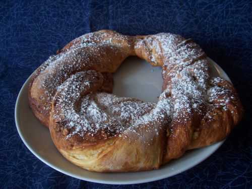 Estonien Kringel, caramel au beurre salé et noix