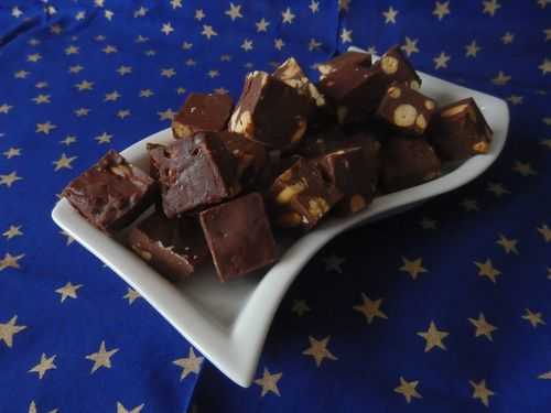 Fudges chocolat noir beurre de cacahuètes et cacahuètes salées