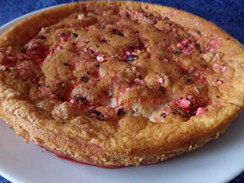 Gâteau magique aux pralines roses