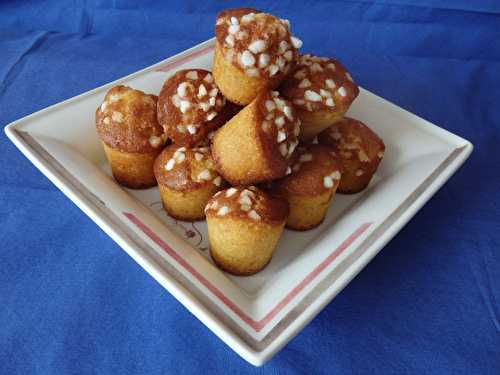 Madeleines façon muffins finition chouquettes
