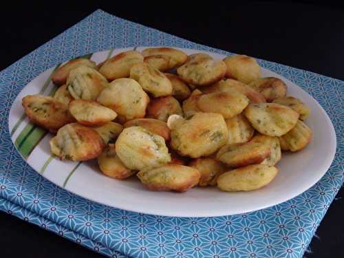 Mini madeleines aux asperges et au Boursin