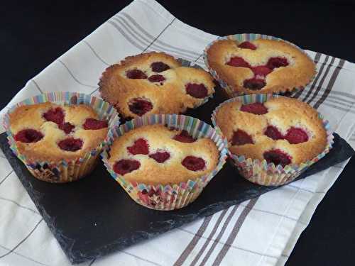 Muffins aux framboises et au chocolat blanc - Le blog de Michelle - Plaisirs de la Maison