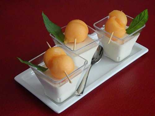 Panna cotta au Rocamadour et billes de melon