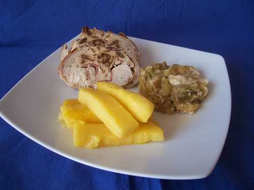 Râbles de lapin farcis aux cèpes, frites de polenta